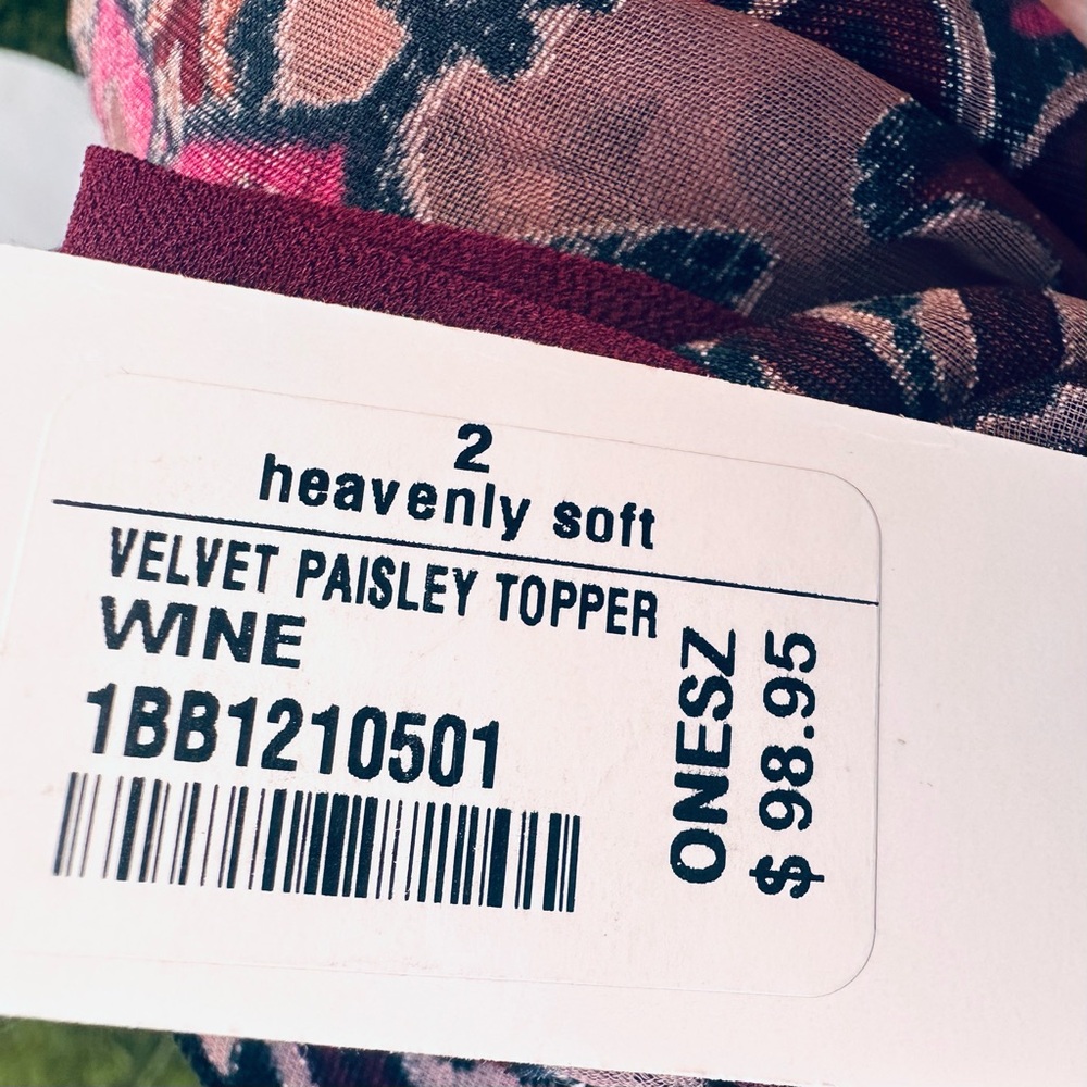 Soft Surroundings Velvet Wine Paisley Topper Kimono - Picture 15 of 16
